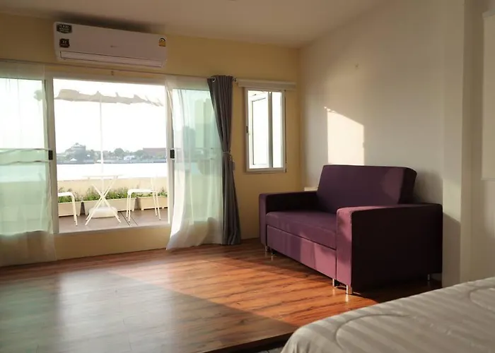 Дом отдыха Chao Phraya Riverfront House Baan Rimphraya Бангкок