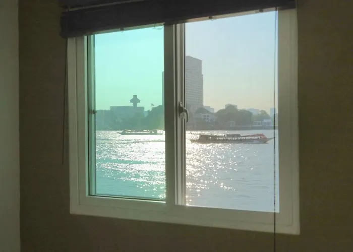 Дом отдыха Chao Phraya Riverfront House Baan Rimphraya *