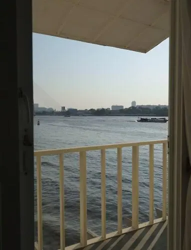 Дом отдыха Chao Phraya Riverfront House Baan Rimphraya Бангкок