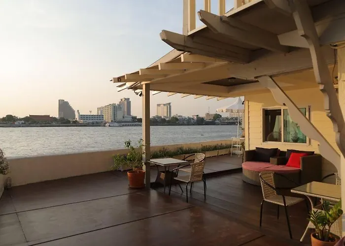 Chao Phraya Riverfront House Baan Rimphraya Бангкок