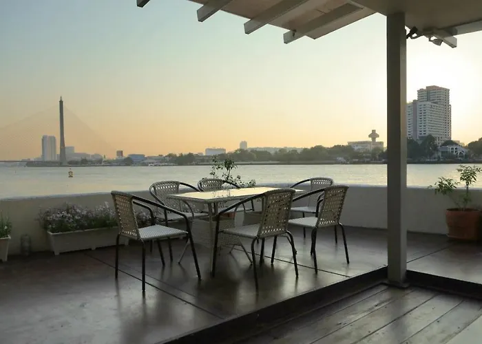 Дом отдыха Chao Phraya Riverfront House Baan Rimphraya *