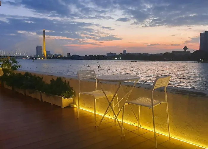 Chao Phraya Riverfront House Baan Rimphraya *