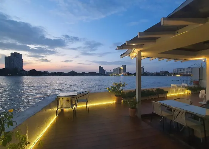 Дом отдыха Chao Phraya Riverfront House Baan Rimphraya
