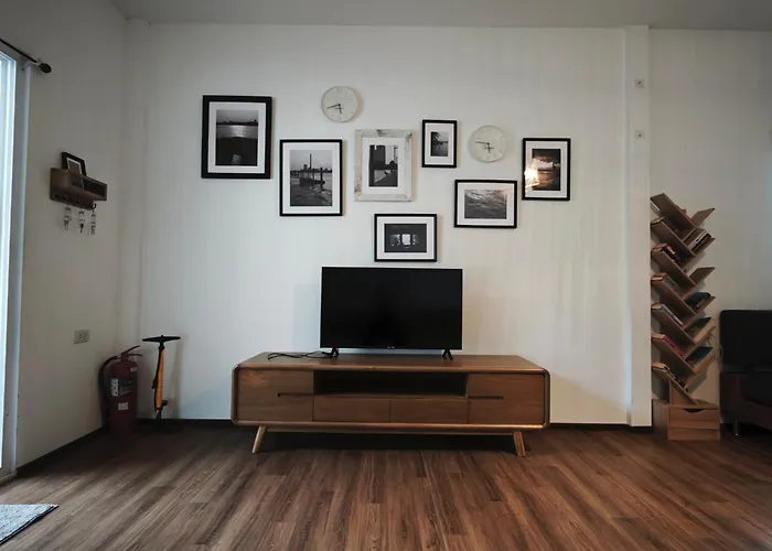 Дом отдыха Chao Phraya Riverfront House Baan Rimphraya *
