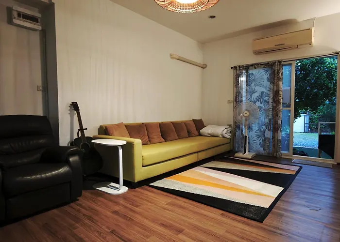 Chao Phraya Riverfront House Baan Rimphraya