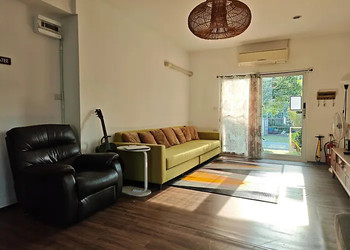 Chao Phraya Riverfront House Baan Rimphraya *
